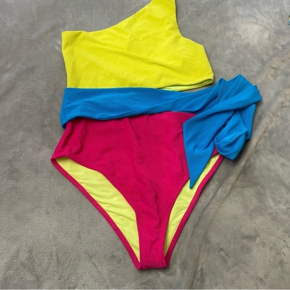 New! Beach Riot Carlie Retro Pink Colorblock One Piece Swimsuit 3903 - Picture 7 of 9